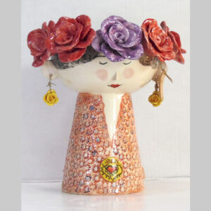 Frida corona rosas rojas y violetas