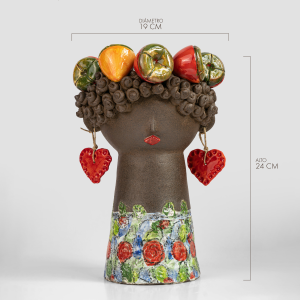 Muñeca Afro con Corona de Chontaduros y Falda Verde